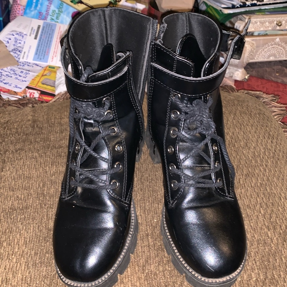 Boots. Ankle/combat Style boots. Size 39